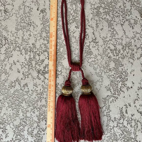 Elegant Burgundy Decorative Tassel with Antique Gold Cap - Picture 6 of 9